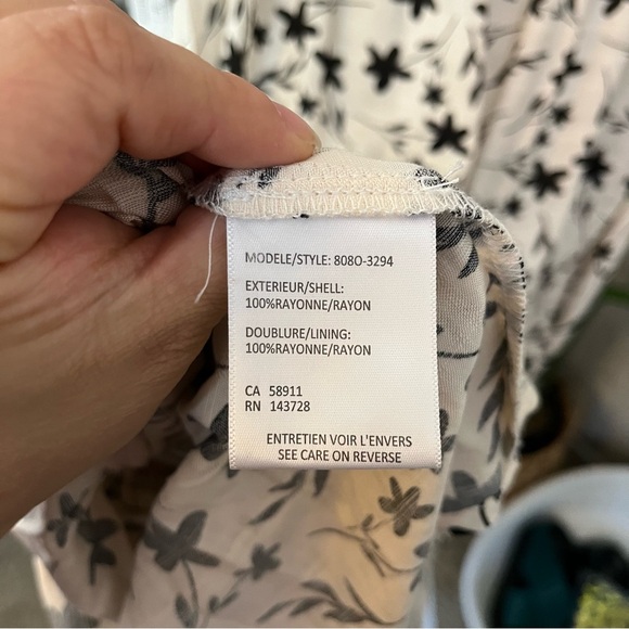 🖤 Tribal Femme Black & White Floral Maxi Dress Sz M | Tiered Sleeveless Sundress - Picture 8 of 11